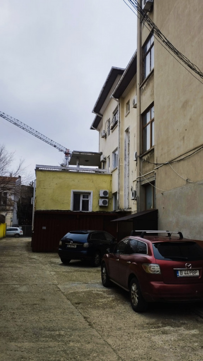  MEGA OCAZIE SE VAND 2 CORPURI DE CLADIRE CENTRAL CARTIERUL EVREIERSC BUCURESTI