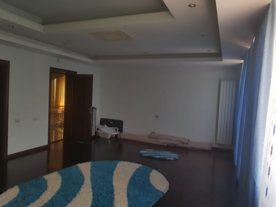  OCAZIE, VAND VILA  DE LUX 860 MP UTILI SI 1230 MP TEREN LANGA LACUL CERNICA 