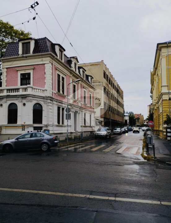 OCAZIE VILA 425MP INTERBELICA RENOVATA UNIRII INCHIRIATA 5 ANI CU 4500 EURO/LUNA