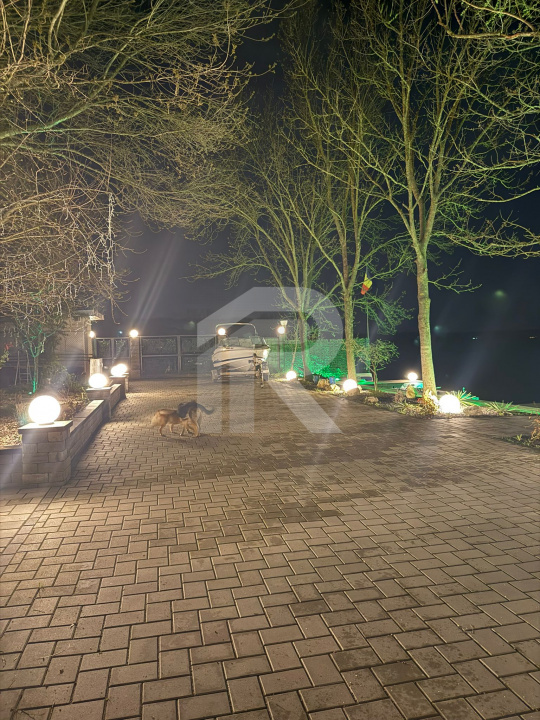 SE VINDE VILA CU DESCHIDERE LA LACUL SNAGOV LA CEL MAI MIC PRET