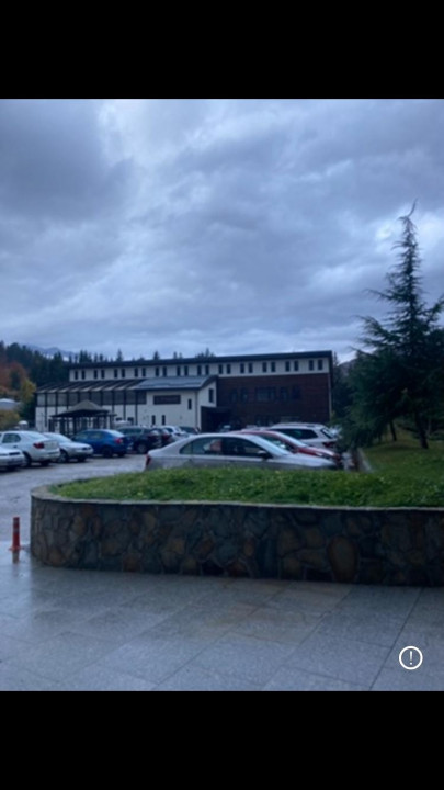Vand apartament 2 camere decomandat, Sinaia, langa Hotel  Mara, OCAZIE