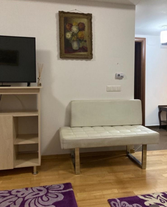 Vand apartament 2 camere decomandat, Sinaia, langa Hotel  Mara, OCAZIE