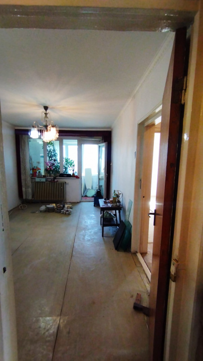 Megaocazie apartament 2 camere decomandat, etaj.8/10 – vizavi de Bucur Obor