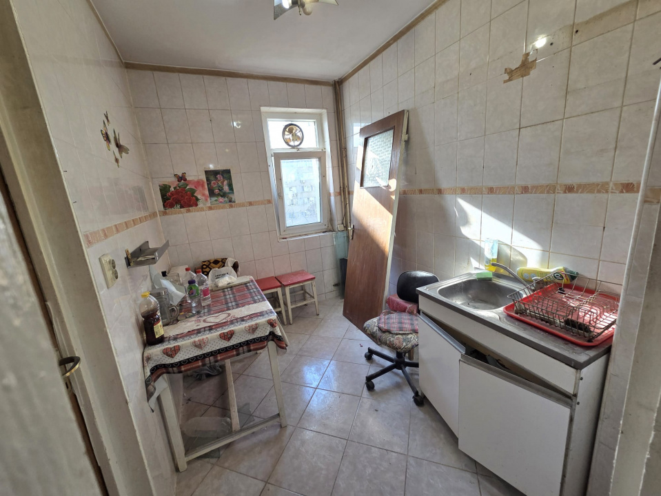 Megaocazie apartament 2 camere decomandat, etaj.8/10 – vizavi de Bucur Obor