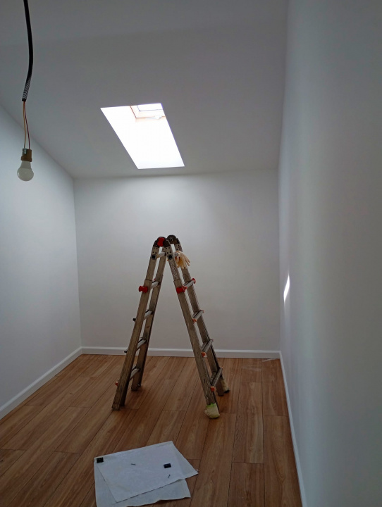 Vila Tunari str. Paris, 5 camere, curte 300  mp, 400 mp construiti