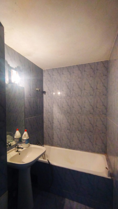 De vanzare, CEL MAI BUN PRET, 3 camere Dr Taberei , de renovat Preț: 92500€