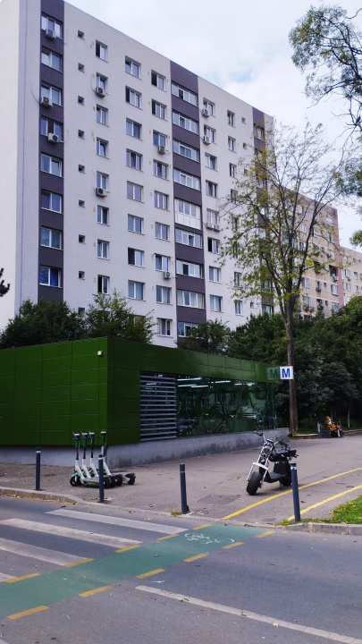 De vanzare, CEL MAI BUN PRET, 3 camere Dr Taberei , de renovat Preț: 92500€