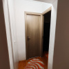 Apartament 4 camere, 2 bai. Blocul este din 1986 parter strada Soldat Croitoru V