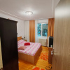 Apartament 4 camere, 2 bai. Blocul este din 1986 parter strada Soldat Croitoru V