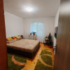 Apartament 4 camere, 2 bai. Blocul este din 1986 parter strada Soldat Croitoru V