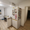 Apartament 4 camere, 2 bai. Blocul este din 1986 parter strada Soldat Croitoru V
