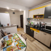 Apartament 4 camere, 2 bai. Blocul este din 1986 parter strada Soldat Croitoru V
