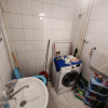 Apartament 4 camere, 2 bai. Blocul este din 1986 parter strada Soldat Croitoru V