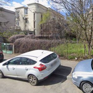 VAND TEREN INTRAVILAN 422 MP SECTOR 1 ZONA MIHALACHE/DOMENII PRET 359.000