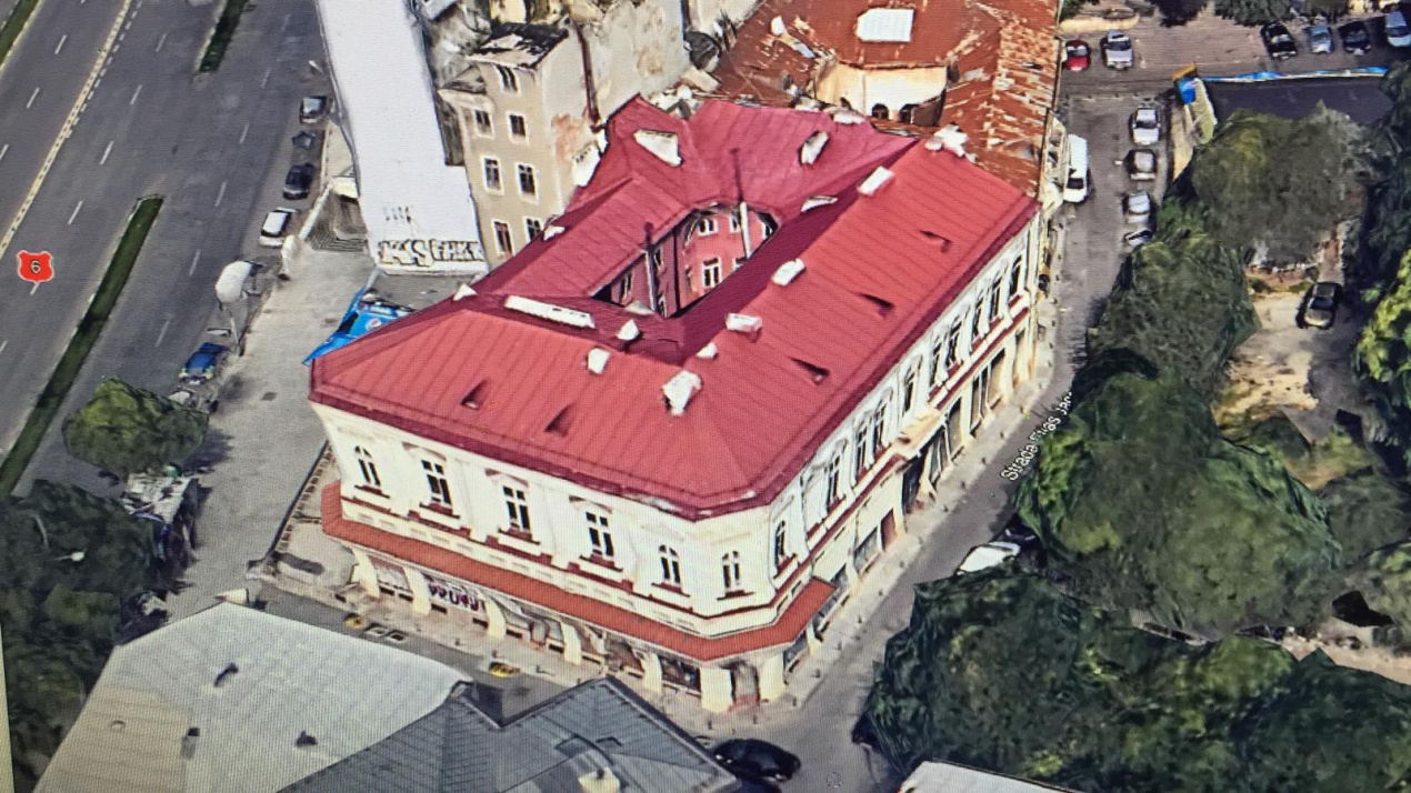  Imobil istoric de vânzare în Centrul Vechi, București