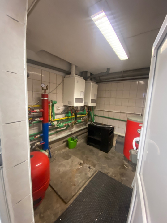 Vă propunem spre vânzare o clădire de birouri situată în zona Cotroceni