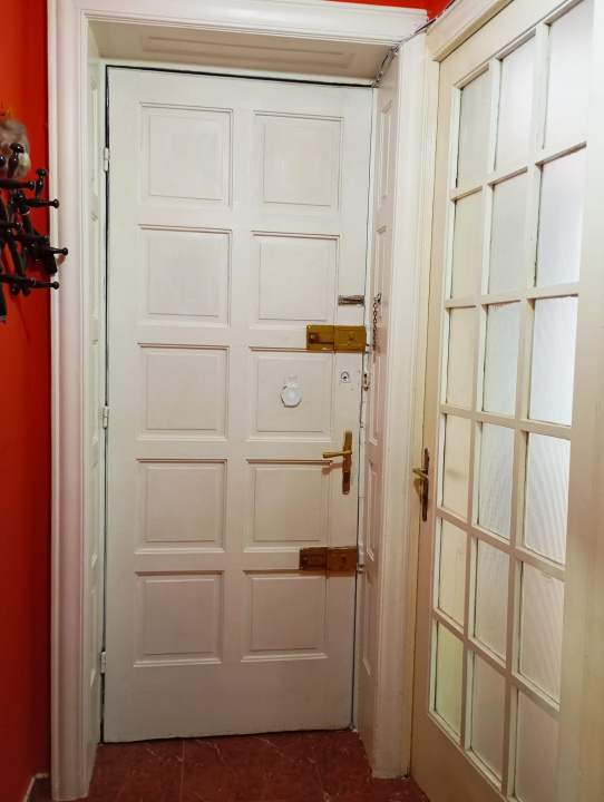 . .MEGA ocazie-AP  4camereBucuresti  / Unirii / Piata Sfantu Stefan. 172000 Euro