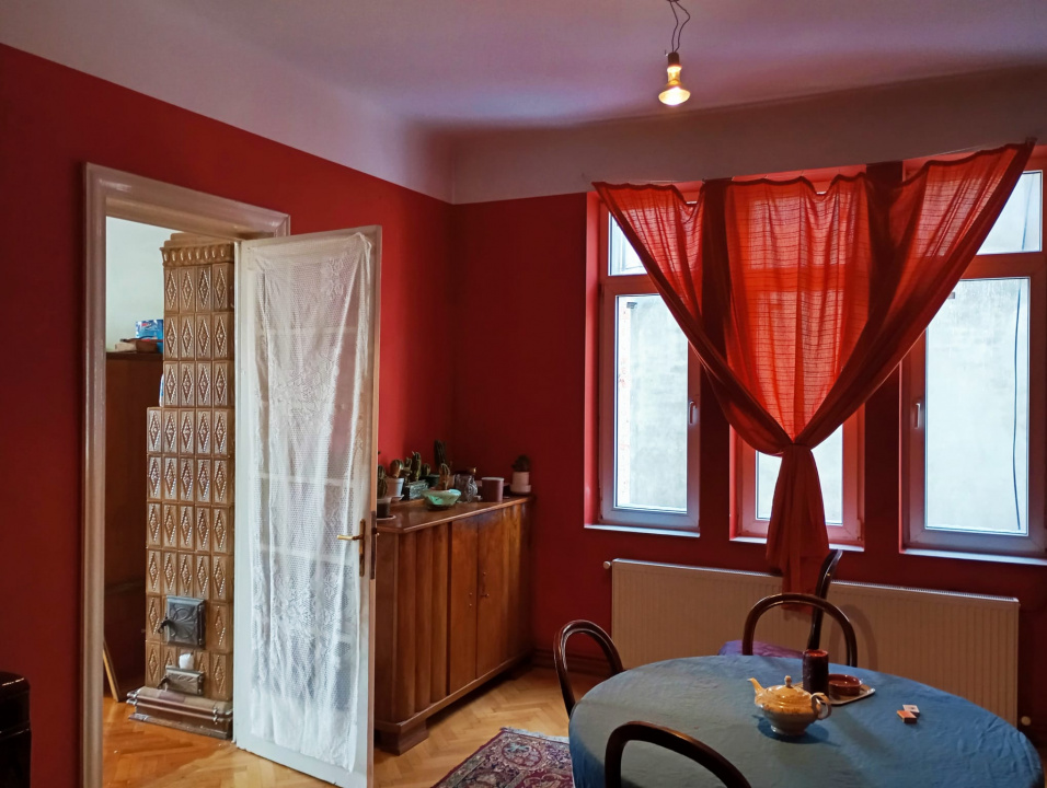 . .MEGA ocazie-AP  4camereBucuresti  / Unirii / Piata Sfantu Stefan. 172000 Euro