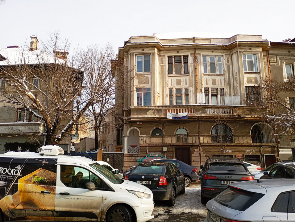 . .MEGA ocazie-AP  4camereBucuresti  / Unirii / Piata Sfantu Stefan. 172000 Euro