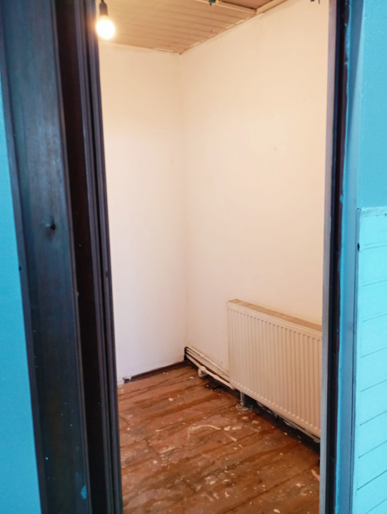 Inchiriez SERVICE AUTO  UTILAT ALEEA FIZICIENILOR CEL MAI BUN PRET