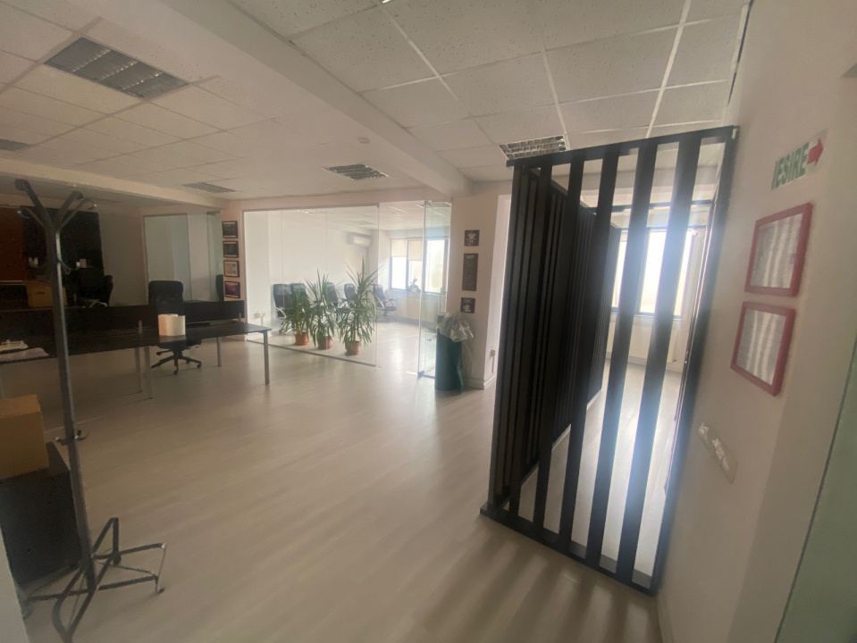 Vă propunem spre inchiriere clădire de birouri situată în Cotroceni