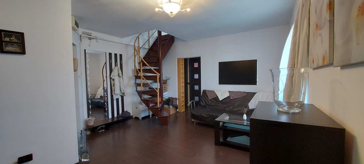 Apartament 3 camere  Aleea Crevedia BERCENI 84000 EURO