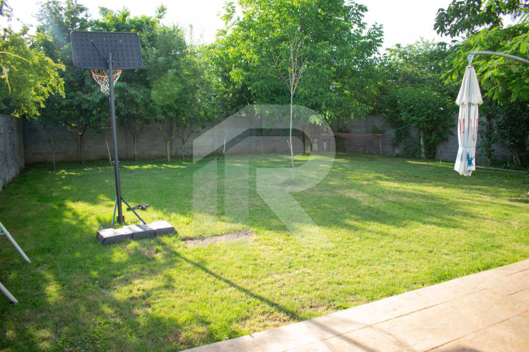 VILA Darza  -350 mp utili \ 700 mp teren\ 6 camere\4 bai - 280000 E negociabil