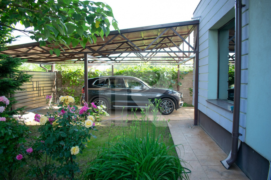 VILA Darza  -350 mp utili \ 700 mp teren\ 6 camere\4 bai - 280000 E negociabil