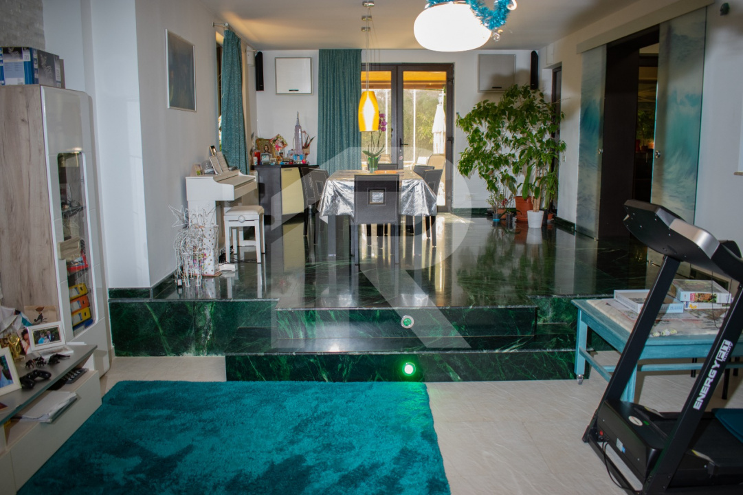 VILA Darza  -350 mp utili \ 700 mp teren\ 6 camere\4 bai - 280000 E negociabil