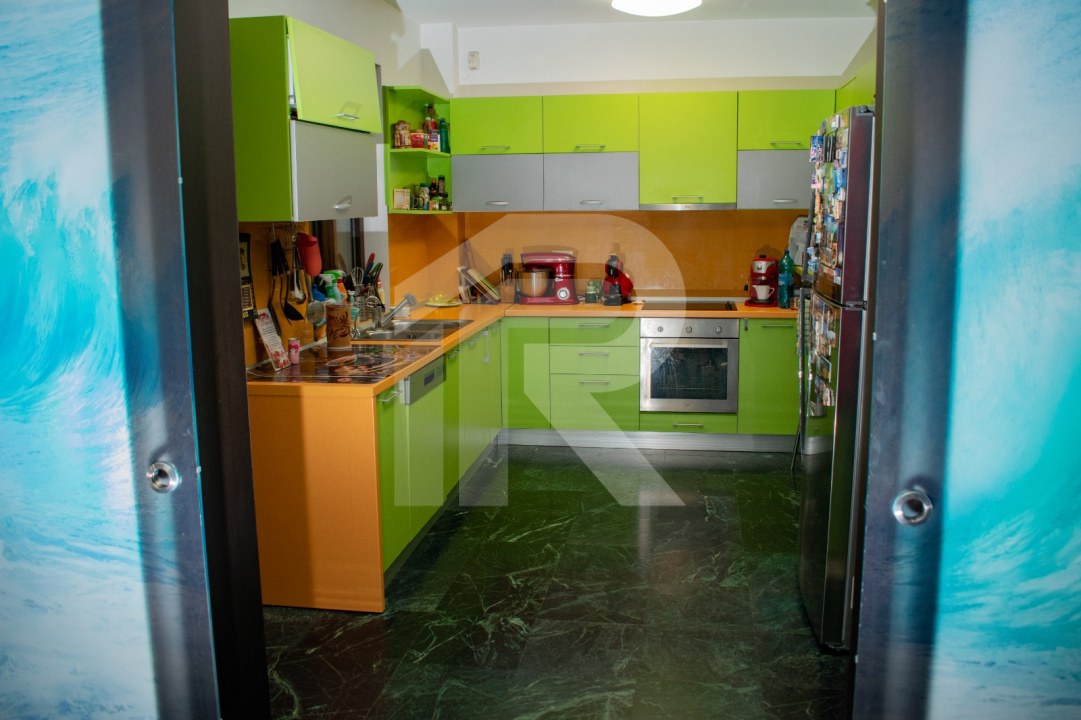 VILA Darza  -350 mp utili \ 700 mp teren\ 6 camere\4 bai - 280000 E negociabil