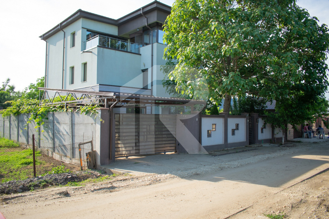 VILA Darza  -350 mp utili \ 700 mp teren\ 6 camere\4 bai - 280000 E negociabil