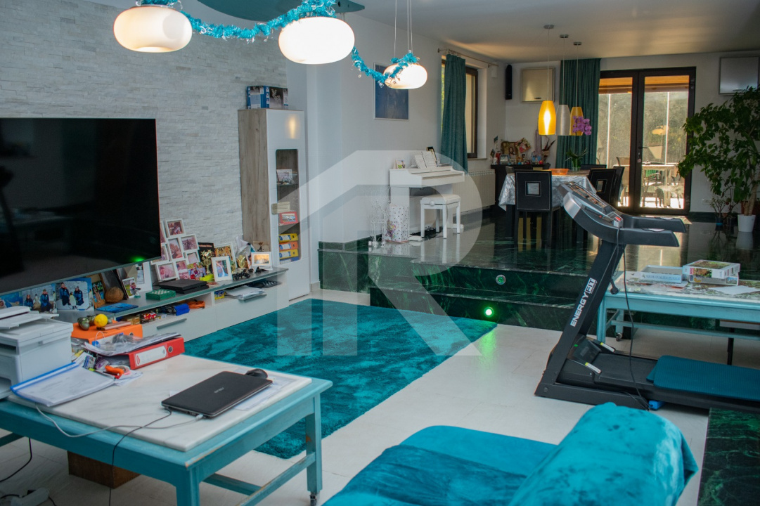 VILA Darza  -350 mp utili \ 700 mp teren\ 6 camere\4 bai - 280000 E negociabil