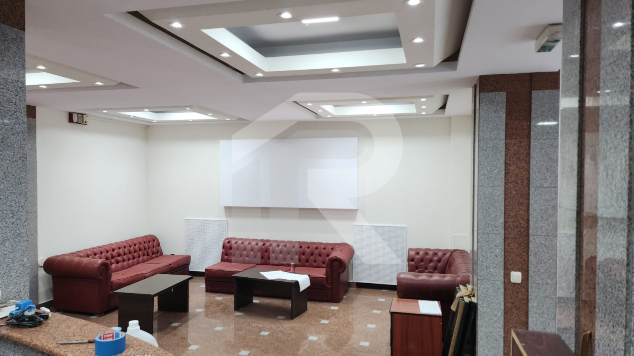 Spațiu premium birouri sau clinică, 2 corpuri, 12 parcări, lift, terasă - 7500 E