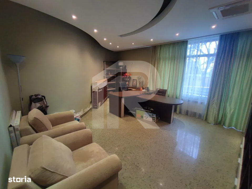 Vila Cernica langa lac - 449000 Euro negociabil