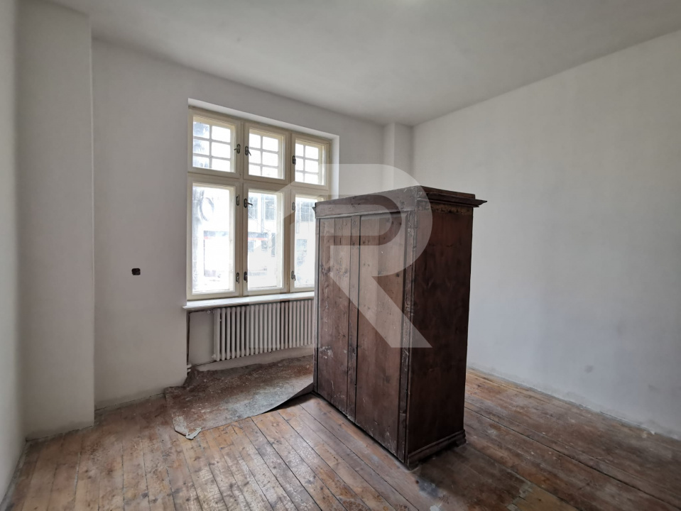 OCAZIE!1!Vila individuala, Bdul Ferdinand 400 mp,  ,200 mp curte libera proprie 