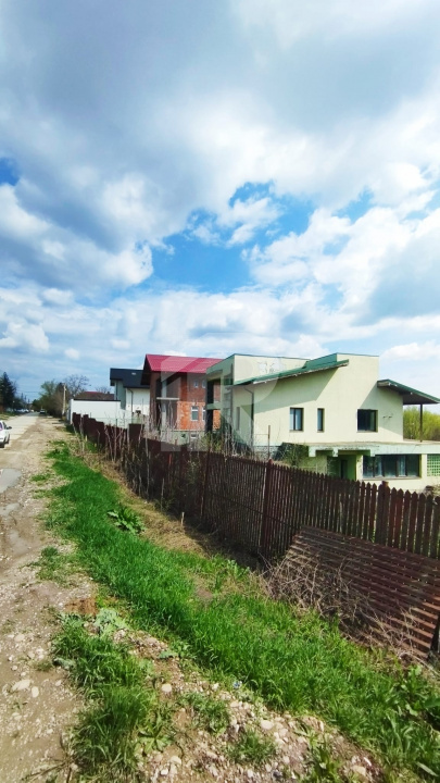 Teren intravilan de vânzare – Snagov, Strada Baicoianu | Deschidere la lac | 