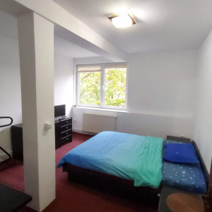 Cameră in vila pentru o persoana – student/ă sau salariat/ă Preț: 1.400 lei/lună