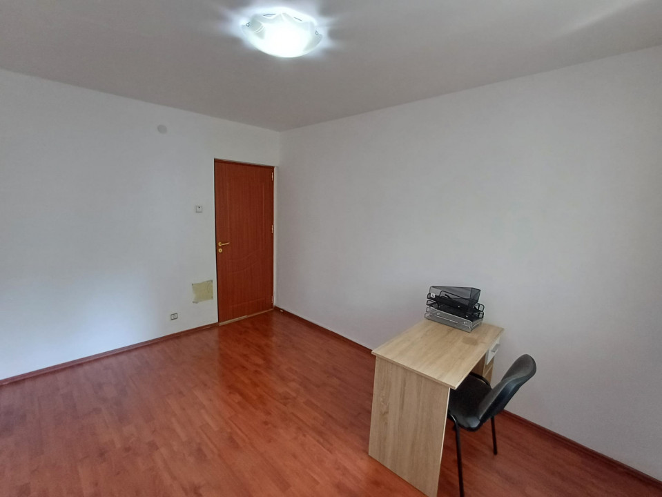  Spatiu birouri -apartament 4 camere Iancului. Comision 0% 