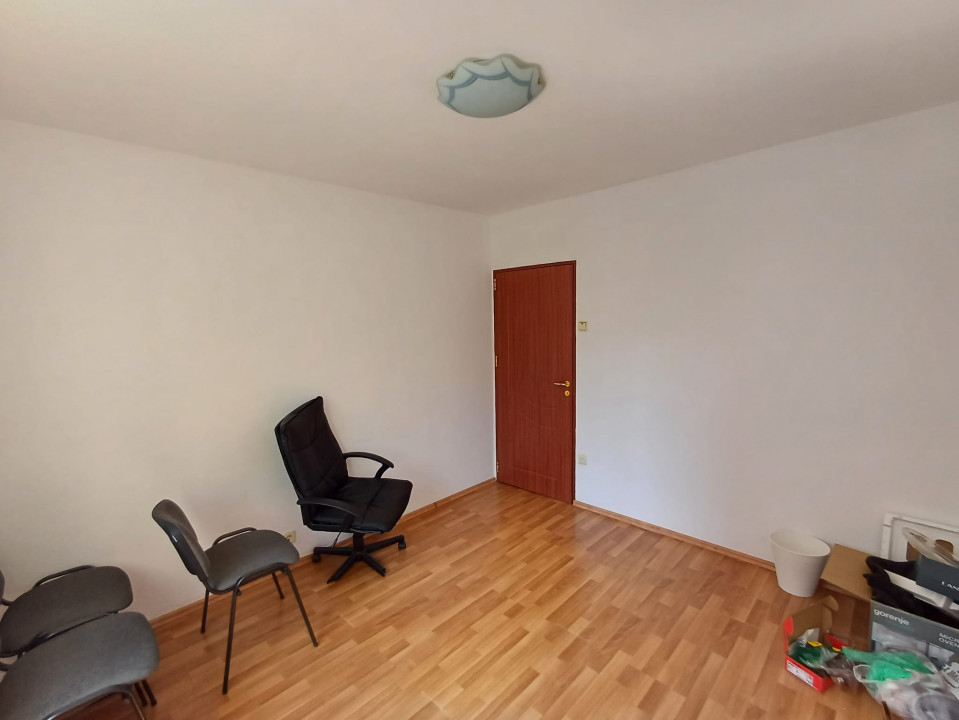  Spatiu birouri -apartament 4 camere Iancului. Comision 0% 