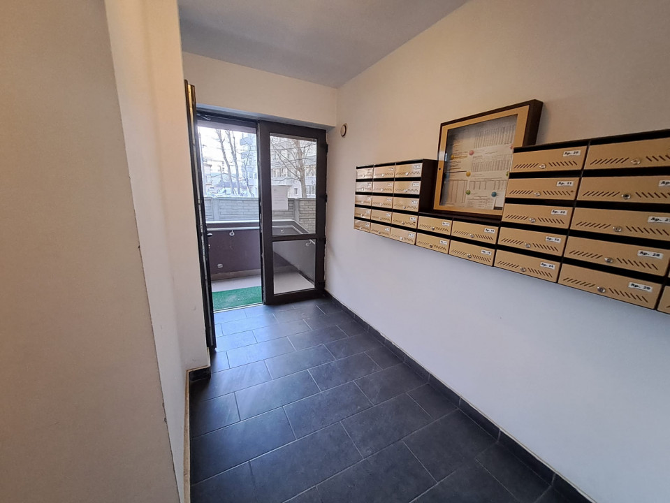 Apartament  2 camere Titan  Auchan Ozana