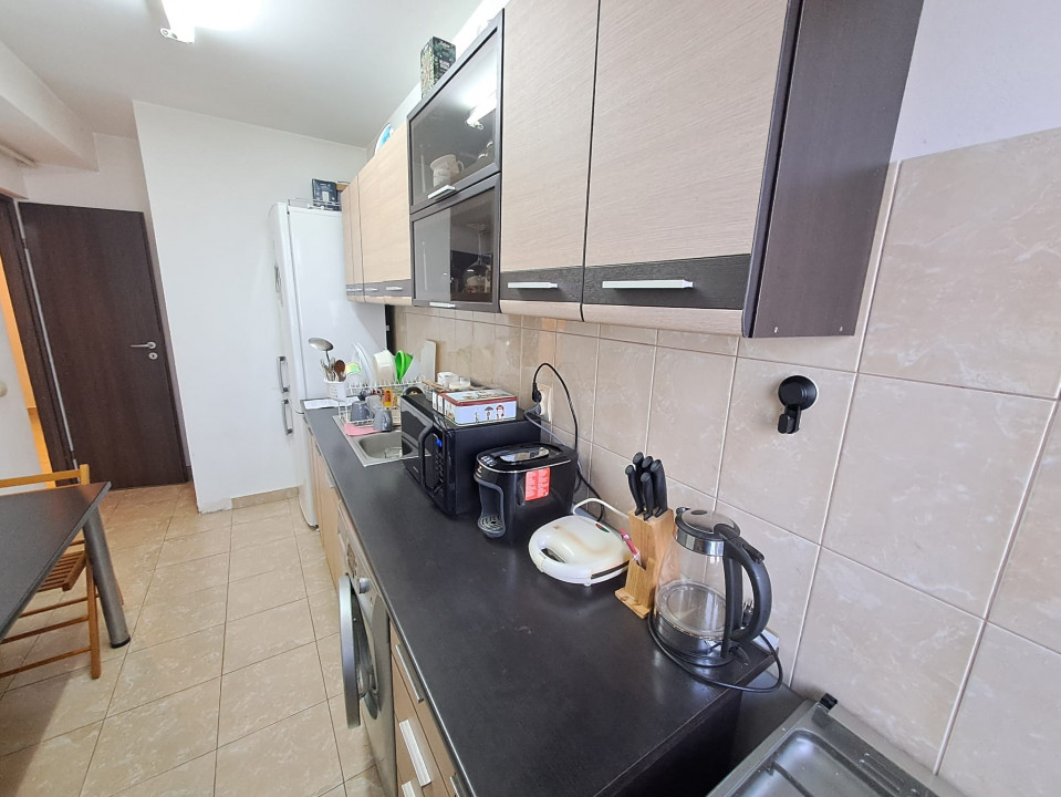 Apartament  2 camere Titan  Auchan Ozana