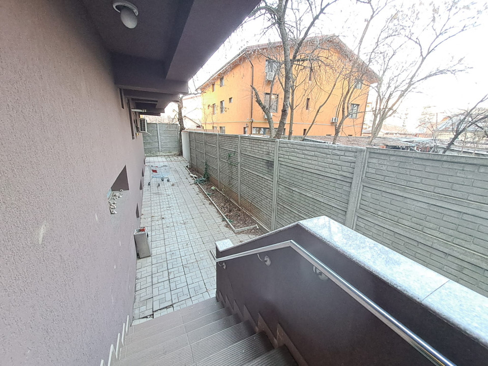 Apartament  2 camere Titan  Auchan Ozana