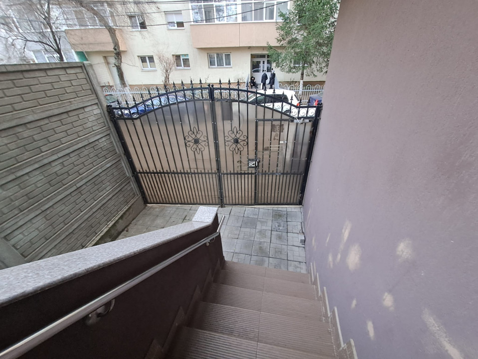 Apartament  2 camere Titan  Auchan Ozana
