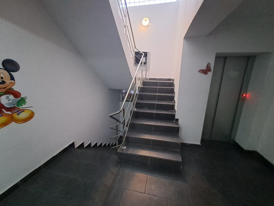 Apartament  2 camere Titan  Auchan Ozana