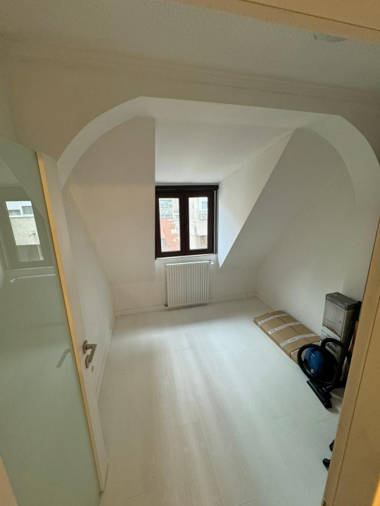 Apartament 3 camere Coltea mobilat utilat