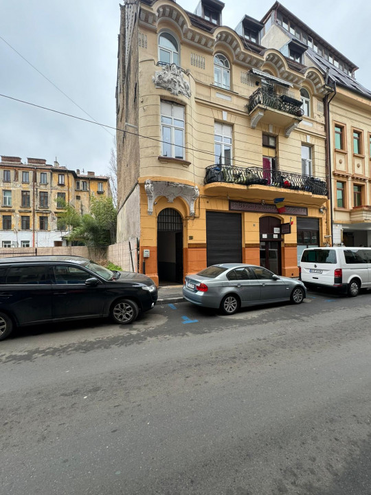 Apartament 3 camere Coltea mobilat utilat