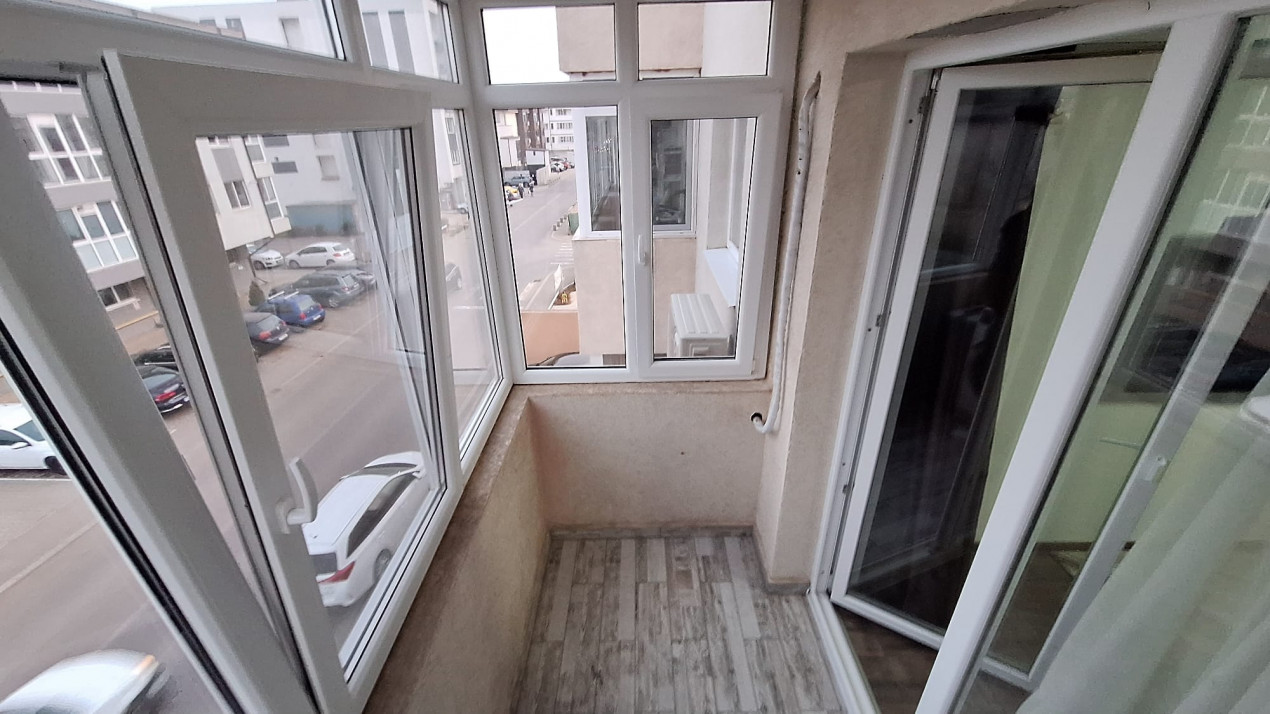 Apartament 3 camere decomandat Berceni Grand Arena Postalionului nr. 30 Brown